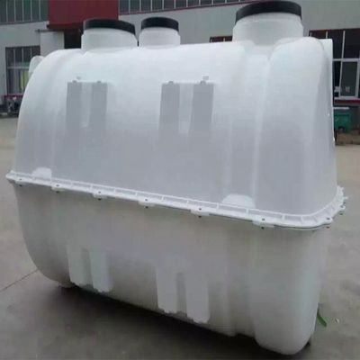 Productivité 50000 L/H Réservoir septique en FRP en plastique souterrain pour le traitement des eaux usées